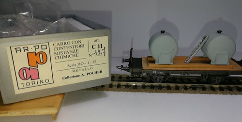 Carro Pocher Ar.Po. Art. C11 carro con contenitori sostanze chimiche