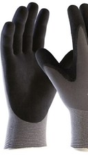 12 Pairs Size 8. MaxGlove Ultimate Gloves 15 Nitrile Foam