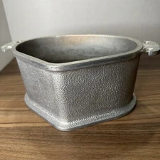 Vintage Guardian Service Ware Heavy Aluminum Roasting Pan Triangle Heart No Lid