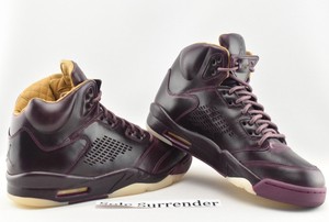 maroon jordan 5