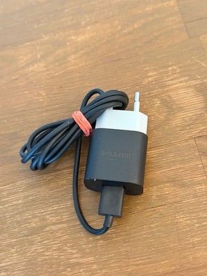 Original Amazon Netzteil 5W (PS39WR) 5.25V 1A + USB Kabel