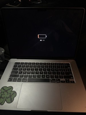 MacBook Air 15 Silver 2023 M2 8-Core CPU 10-Core GPU 24GB 1TB - Good Condition