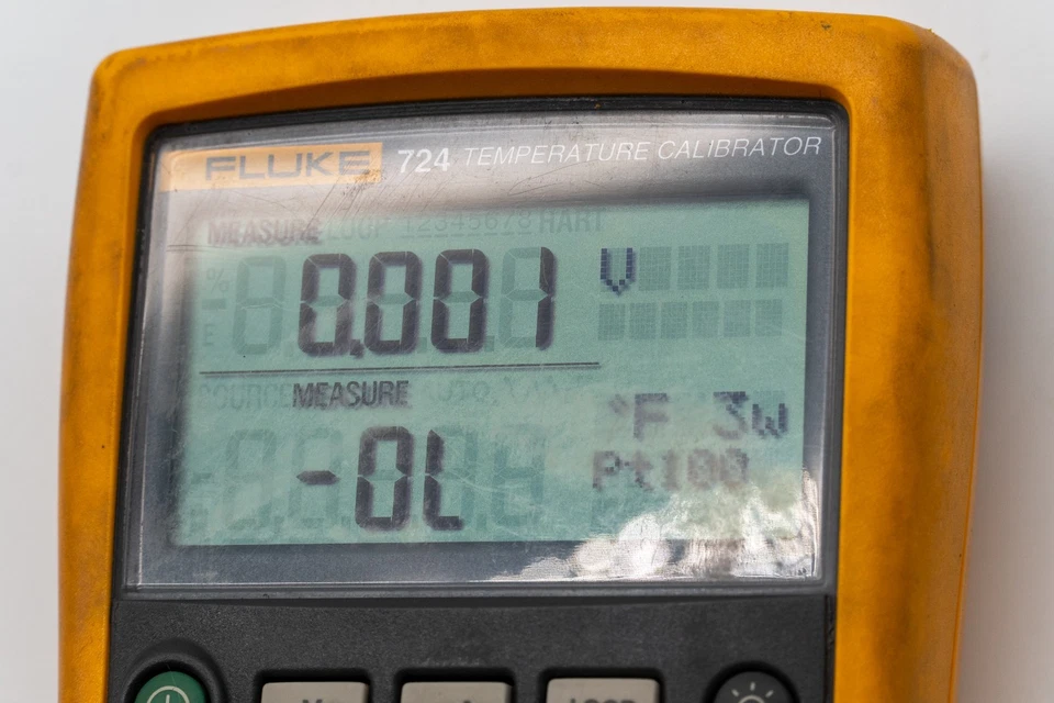 Fluke 724 Process and Temperature Calibrator with Leads - Image 2 of 4