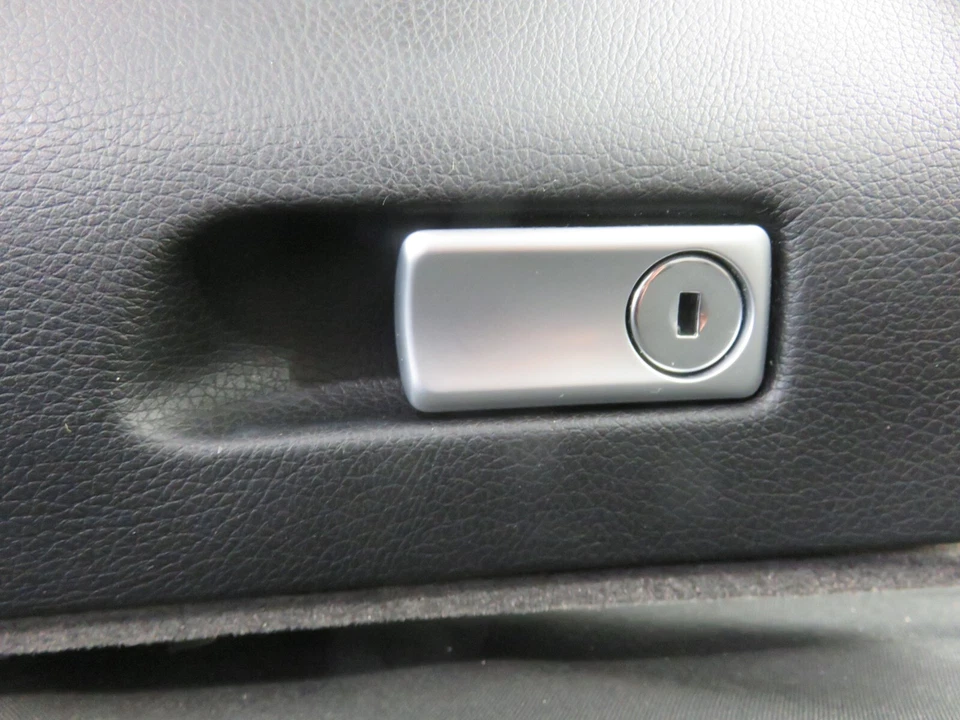 Guantera tablero negro Mercedes Benz Clase GL450 GL 2012 2019 A1666800091 9H14 OEM Foto 2 de 4