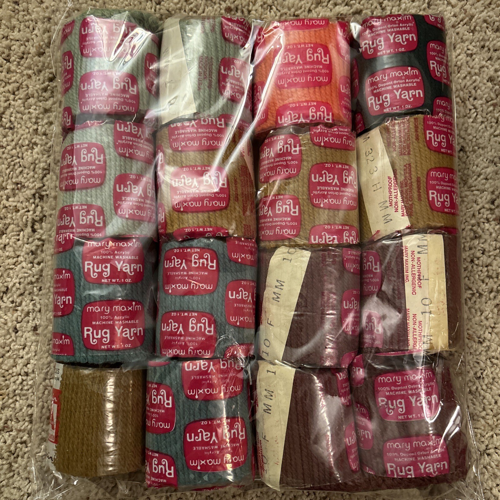 16 Pack Mary Maxim Pre-Cut Rug Latch Hook yarn 100% Acrylic 1 OZ ...