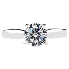 1.00 Carat Round Shape D/VVS1 Solitaire Anniversary Ring In 14KT White Gold