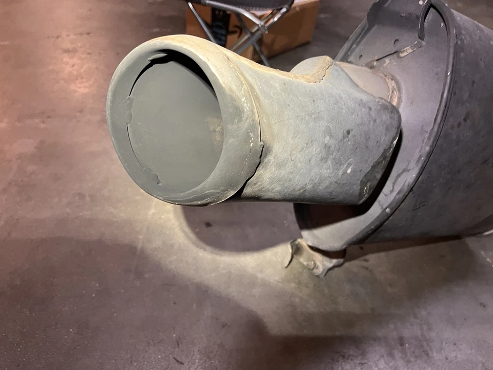 Porsche 928 S4 1989 silenciador escape usado OEM Foto 3 de 4