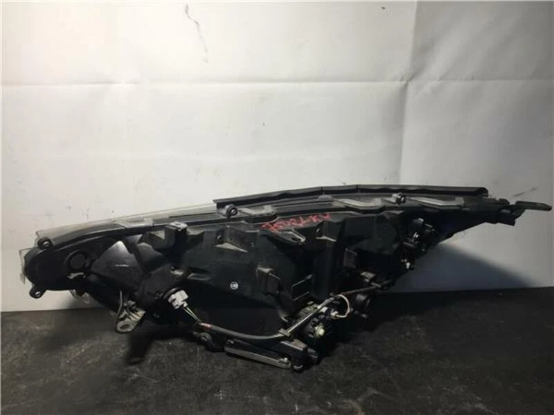 Faro derecho TOYOTA RAV4 HIBRIDO HYBRID 4X4 ADVANCE 55077 Foto 2 de 4