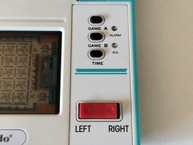 Nintendo MG-61 Squish Game and Watch 1986 Working Retro Used Japan #44577797
