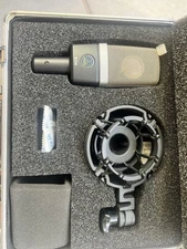 AKG C214 Wired Professional Condenser Microphone