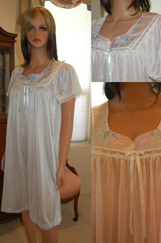 VINTAGE SOFT SHEER NYLON NIGHTGOWN IN 