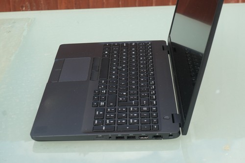 Dell 5500 Latitude Laptop i5 1.9GHz 8365U 16Gb 256Gb SSD NVMe Windows 10 Office - Picture 4 of 5