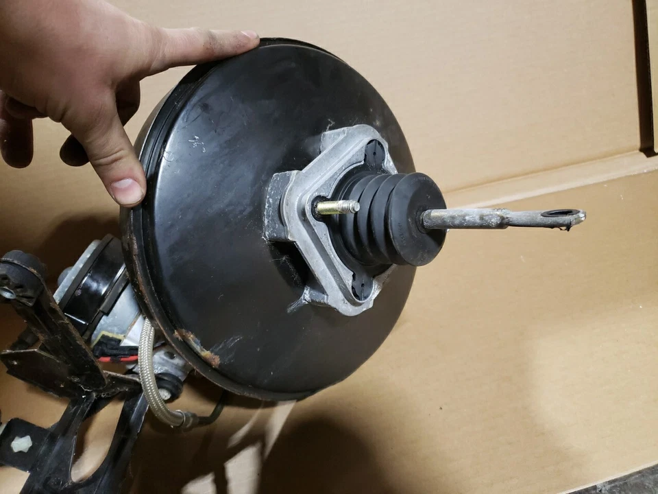 2001 - 2006 E46 宝马 330Xi 330i 制动助推器主缸组件原始设备制造商 #276CN — 第 3/4 张图片