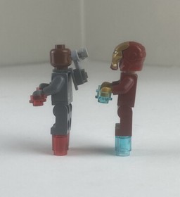 LEGO Marvel 76006 Iron Man Extremis Sea Port Battle Near Complete