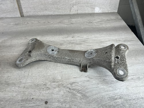 ORIGINAL BMW 1 2 3ER F20 F21 F30 GETRIEBEHALTERUNG 6778058