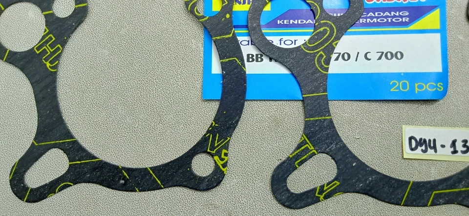 Junta de cilindro de pasaporte Honda C70 C700 C50 Super Cub 2 piezas Nuevo de Lote Antiguo Foto 4 de 4