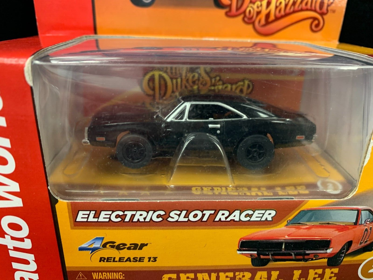 AUTOWORLD 4 GEAR DUKES OF HAZZARD HAPPY BIRTHDAY GENERAL LEE SLOT