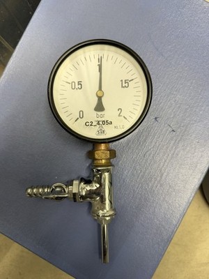 Manometer mit Zapfhahn - Druckanzeige bis 2 bar