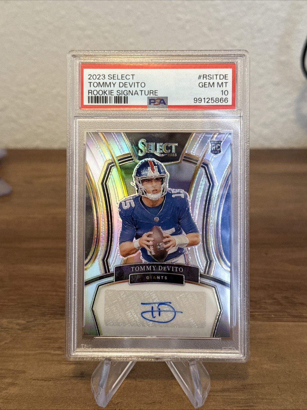 2023 Panini Select #RSI-TDE Tommy DeVito Rookie Signatures Prizm #/399 PSA 10
