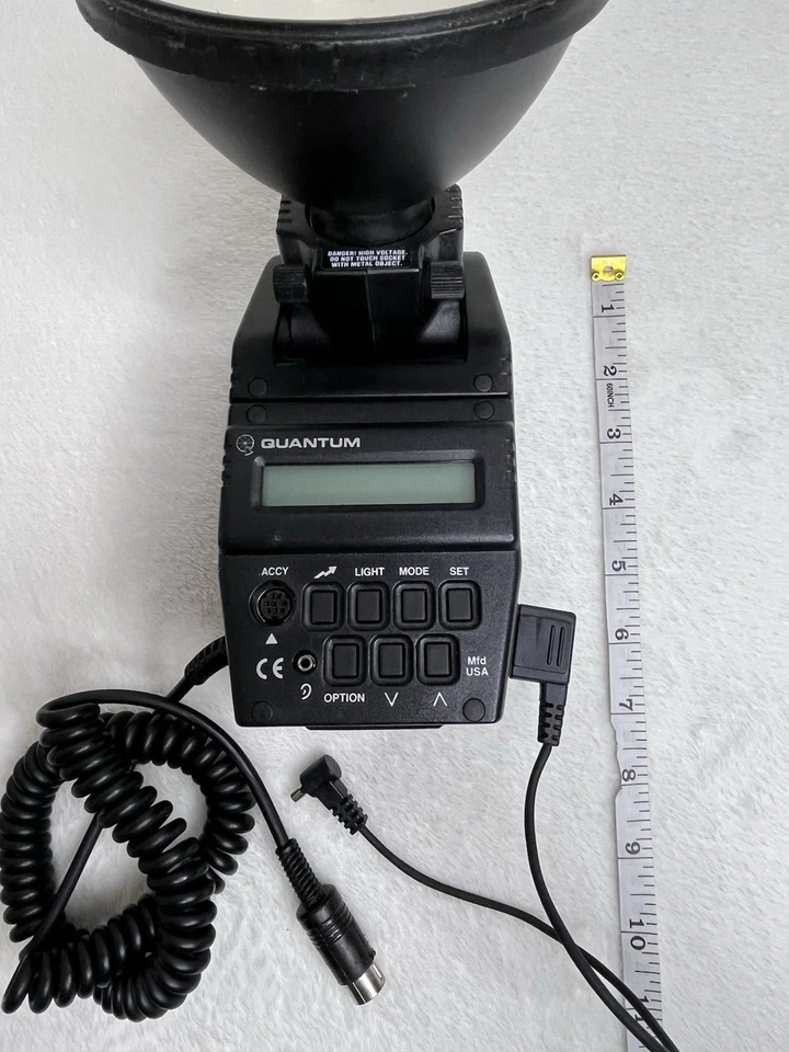 Flash automático eléctrico Quantum QFlash modelo T2 **NO PROBADO** Foto 2 de 4