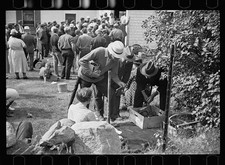 Photo:Hancock New Hampshire Auction 1936 Crowd at Estate Sale