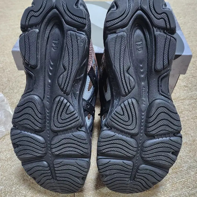 Asics Gel NYC 2.0 Running Shoes - 240mm, Mahogany Black thumbnail 4