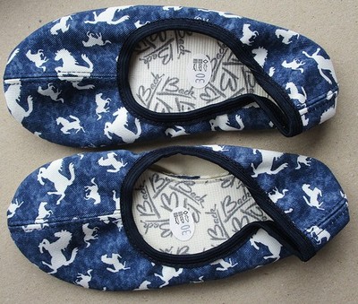 NEUE Schläppchen Gymnastikschuh Horses Gr. 30 von Beck shoes  NEU