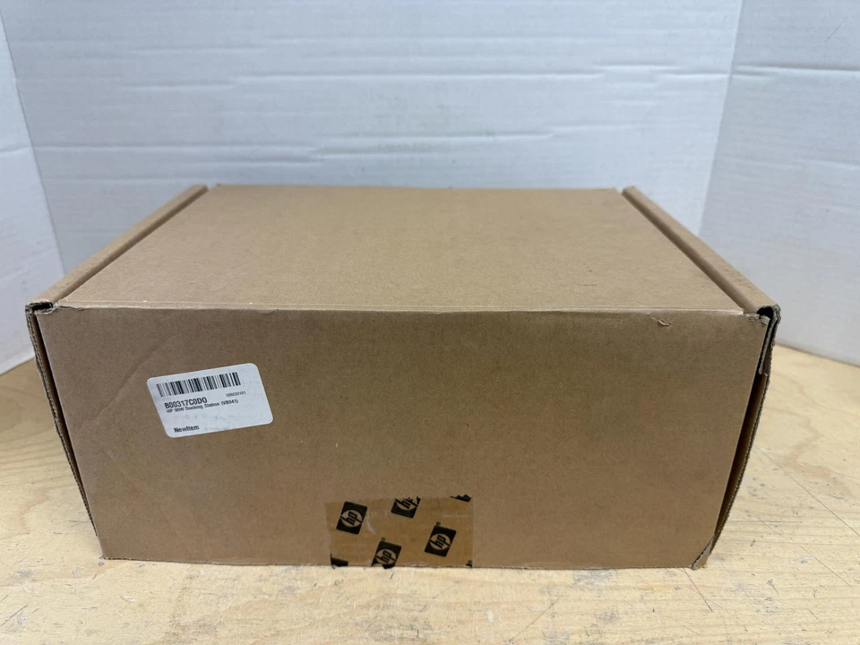 Estación de acoplamiento HP 90W VB041 | Caja abierta | Sin usar Foto 4 de 4