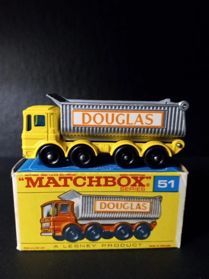 Matchbox #51C 8 Wheel Tipper "DOUGLAS" 1969 In Crisp Original F2 Script Box - Image 2 of 4
