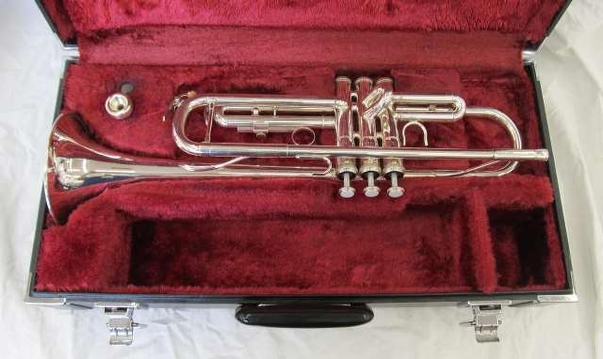 【USED】 ヤマハトランペット YTR-3325s ケース付き YAMAHA Trumpet YTR-3325S Used with Case | eBay