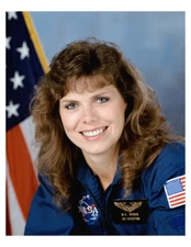 1992 NASA Astronaut Mary Weber 8x10 Portrait Photo On 8.5" x 11"