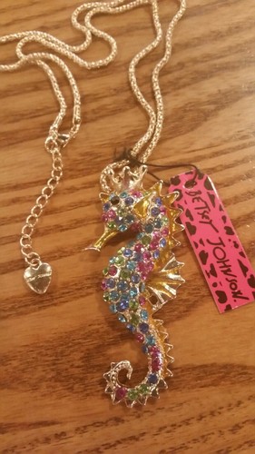 LARGE Seahorse Necklace Pendant 