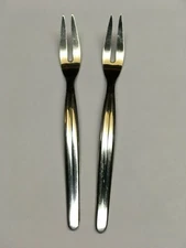 2 Seafood / Cocktail Forks 5-1/2” Rostfrei Bernoorf Stainless Austria