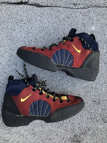 Vintage nike acg air halfdome boots red 