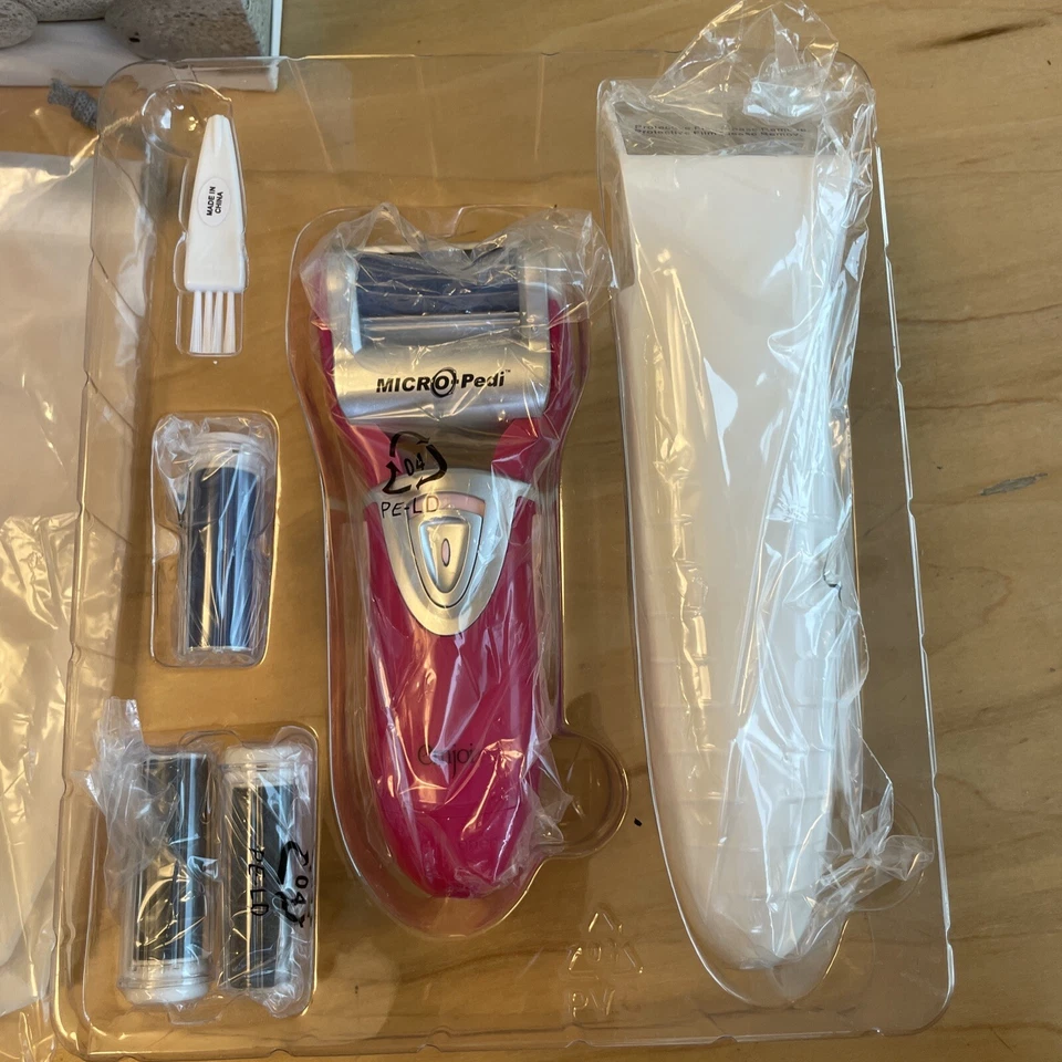 Буфер для ногтей Emjoi Micro Pedi с 2 дополнительными грубыми и 2 супер грубыми роликами (розовый) - Изображение 3 из 4