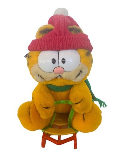 Garfield plush stuffed animal vtg 1978 Dakin united feature Christmas sled hat - Afbeelding 1 van 7