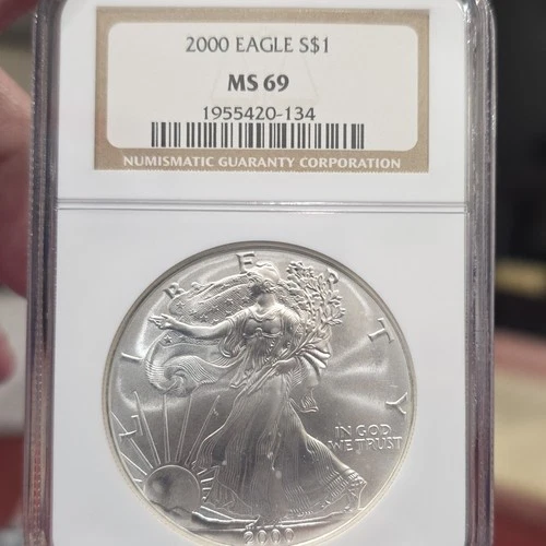 U.S. Mint American Eagle 2000 1 oz Silver Coin NGC MS 69 0.999 Fineness