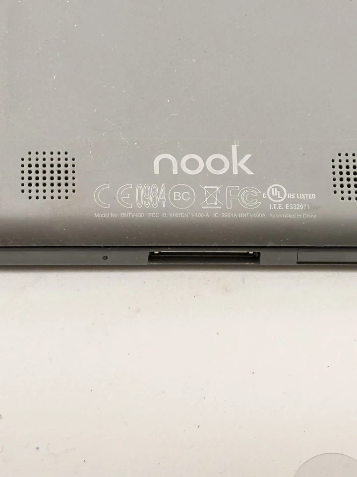 Tablet Barnes & Noble NOOK HD 8 GB probable (BNTV400) sin probar sin cable Foto 3 de 4