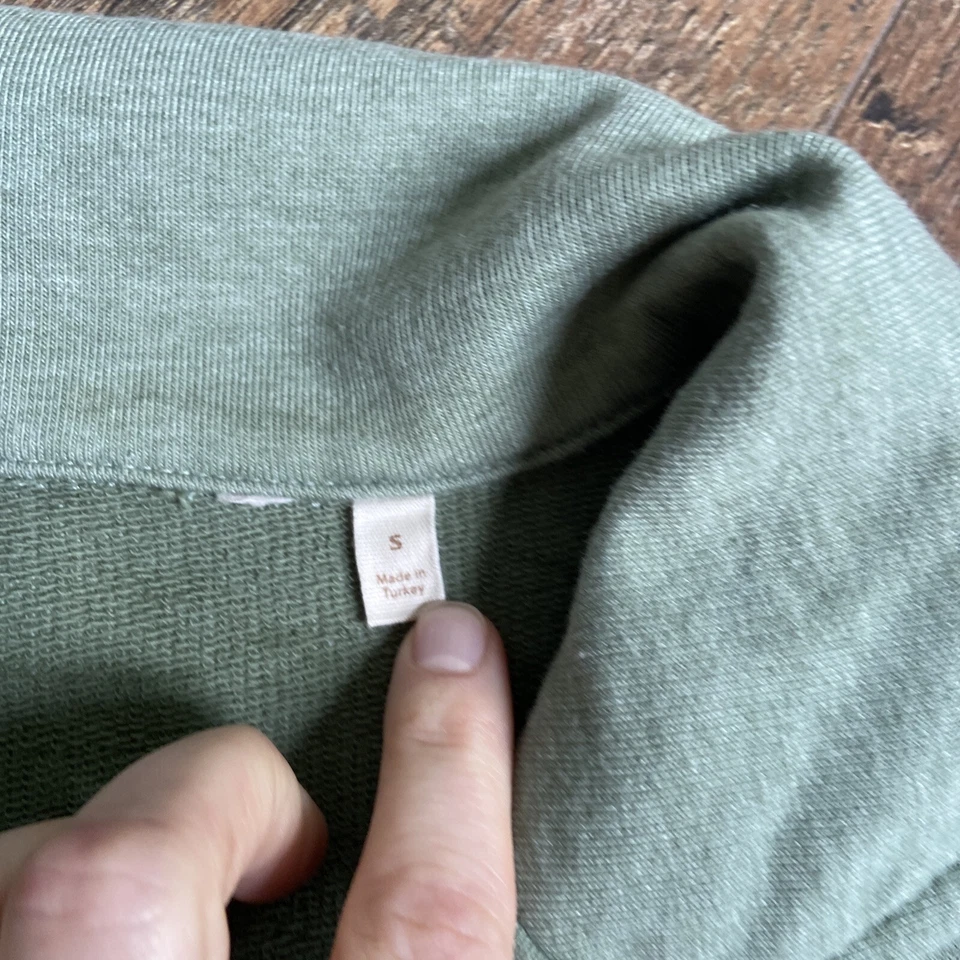 Suave envolvente | Túnica Pullover Henley Suave Mezcla Algodón Verde Salvia Pequeña Foto 2 de 4