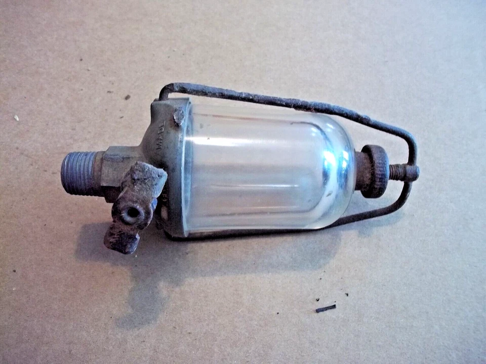 Vintage 2 1/2"x 2"TILLOTSON Glass Bowl Fuel Filter Inline-Carburetor-Tank 3/8" - Image 2 of 4