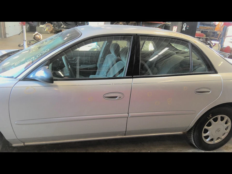 Espejo retrovisor interior delantero central usado se adapta a: Buick Century 2003 sin telémato Foto 4 de 4