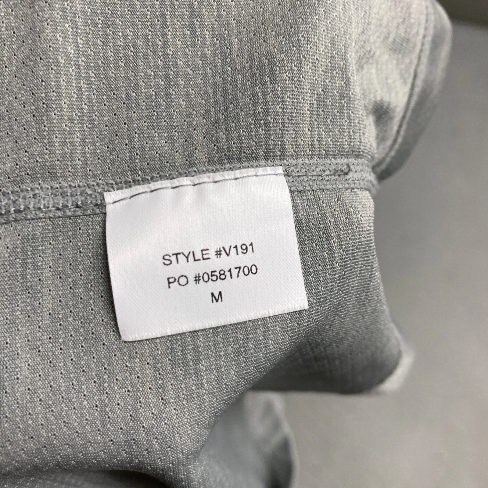 vuori zephyr performance casual crew neck shirt