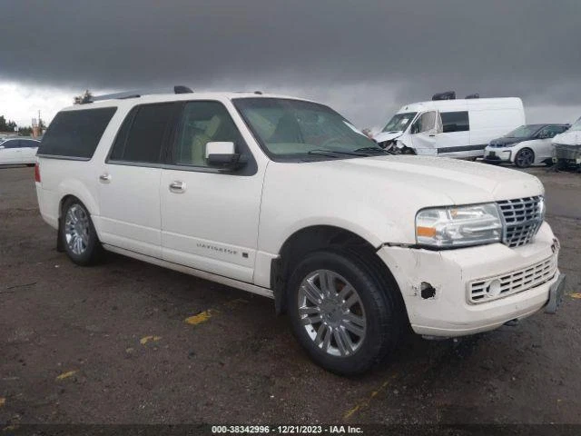 Used Hood fits: 2008 Lincoln Navigator Grade A - Image 2 of 4