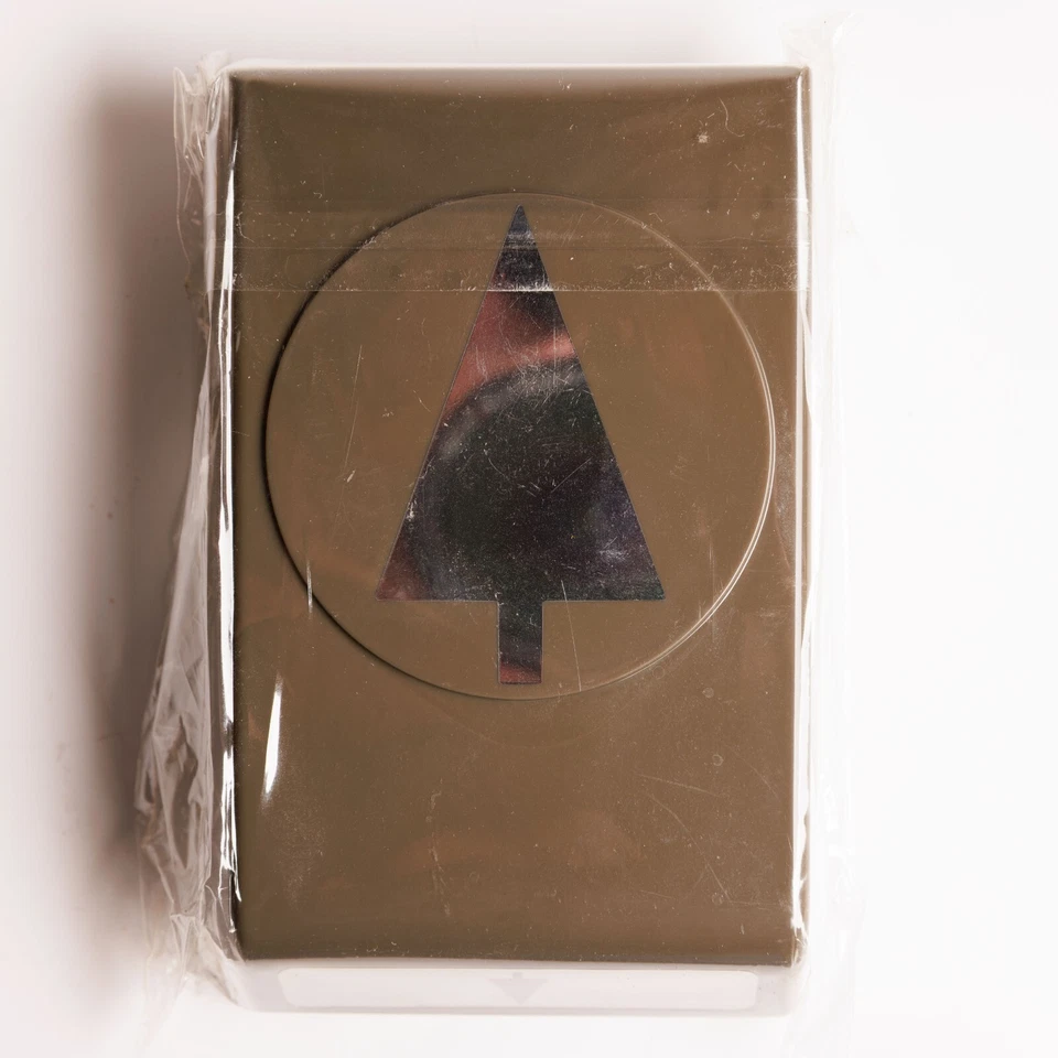 Punzón de pino estampado árbol de Navidad vacaciones naturaleza bosque al aire libre Foto 2 de 4