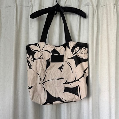 Aloha Collection Large Plumeria Print
