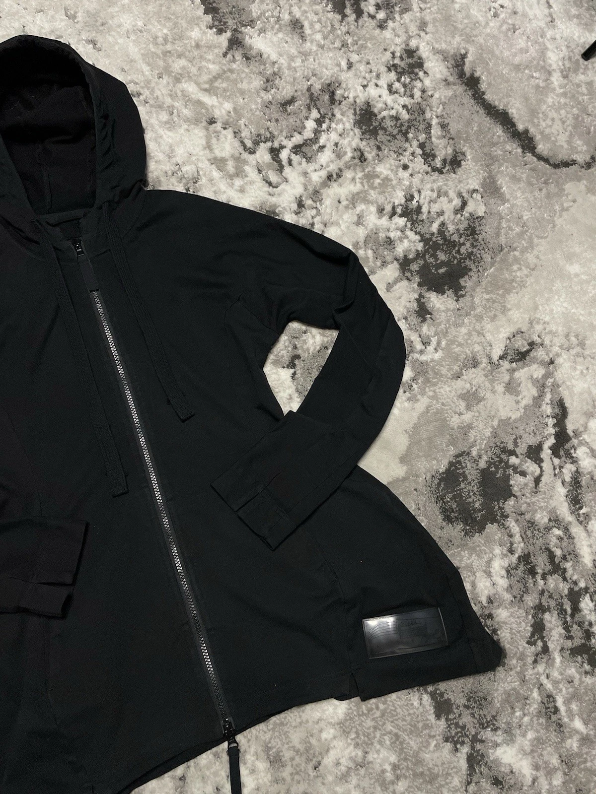 CHANEL Rarissima giacca con cappuccio Rundholz Black Label 617 Y2K Gothic Avant Garde nera XS