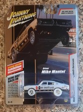 JOHNNY LIGHTNING HEMI UNDER GLASS 1968 PLYMOUTH BARRACUDA WHITE LIGHTNING   