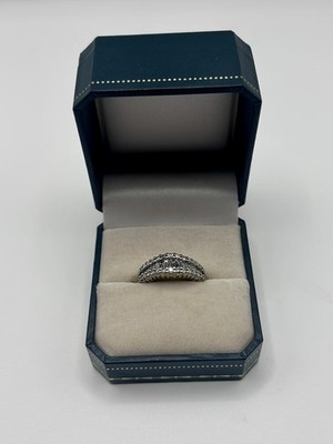 Ring 9 kt Weißgold 1 kt Baguette und runder Diamant 3-reihig Größe UK N