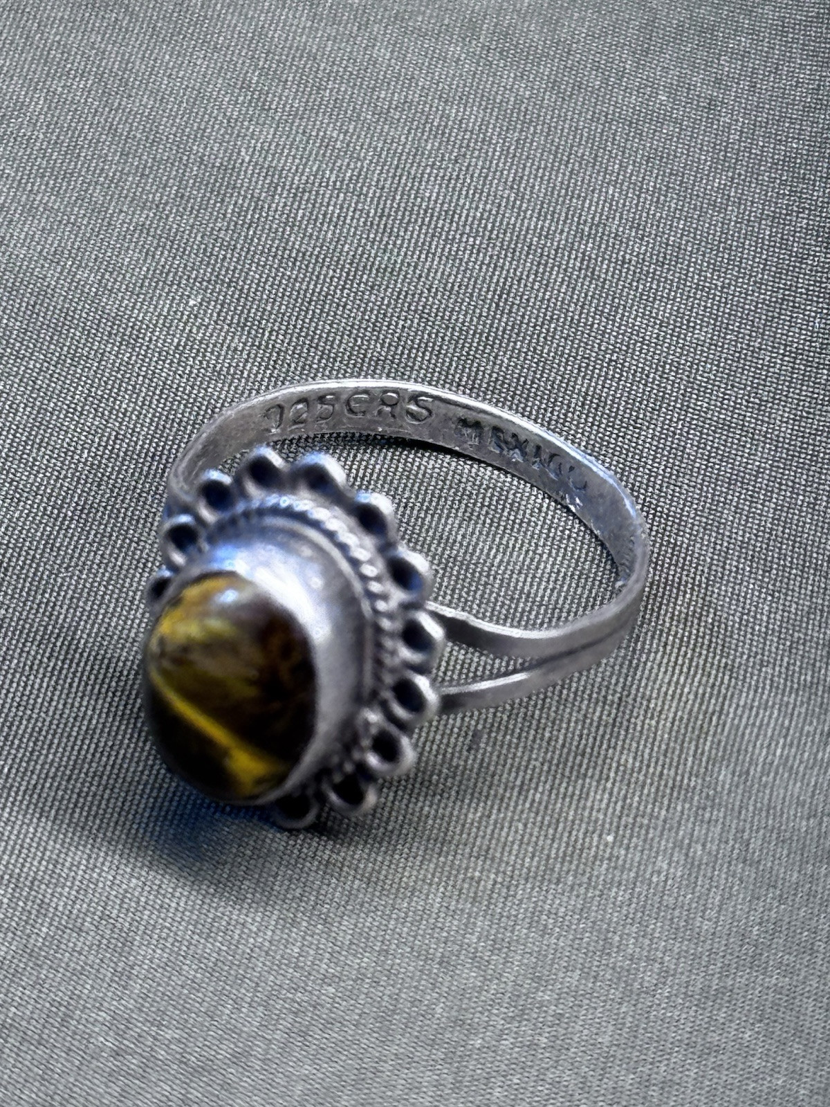 Oval Natural Tiger Eye Sterling Silver  Ring Size… - image 3