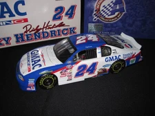 Ricky Hendrick #24 GMAC 2000 Monte Carlo NASCAR Diecast Car 1:24
